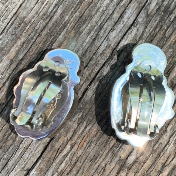 Navajo Emma Lincoln Turquoise/MOP Clip-on Earrings - Picture 9 of 9